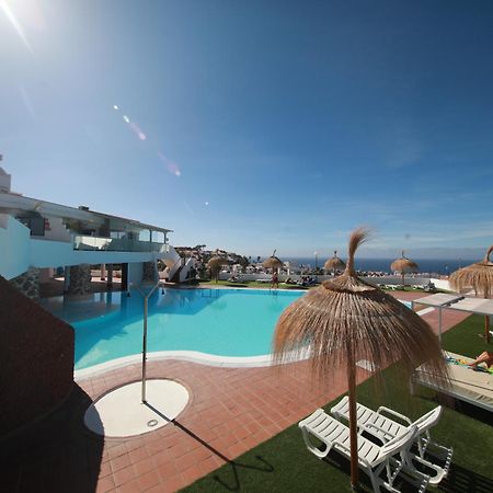 Apartments Island Village Heights Адехе Екстер'єр фото
