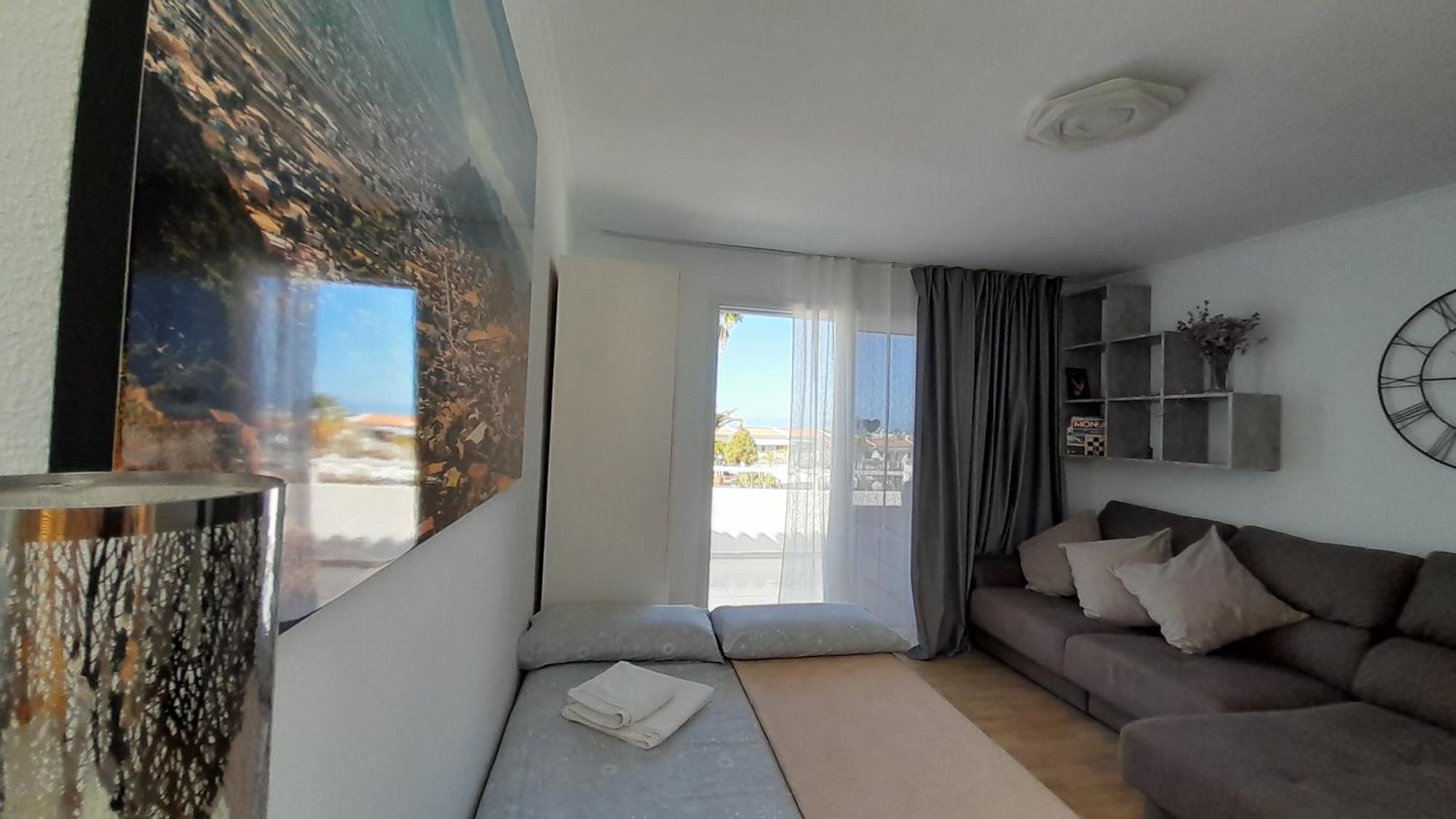 Apartments Island Village Heights Адехе Екстер'єр фото